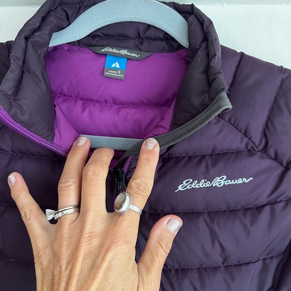 Eddie Bauer Down Vest Women’s Small - Picture 5 of 7